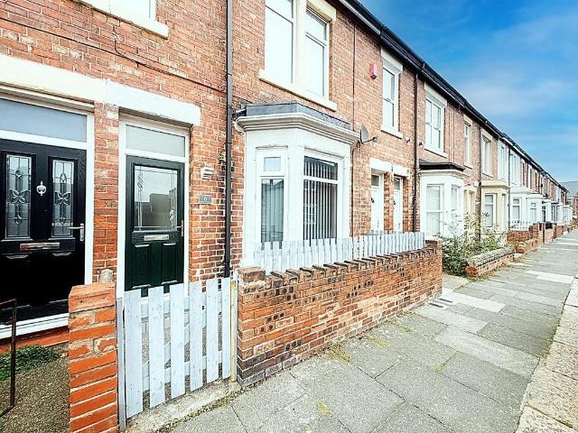 Flat for sale in Wallsend, North Tyneside