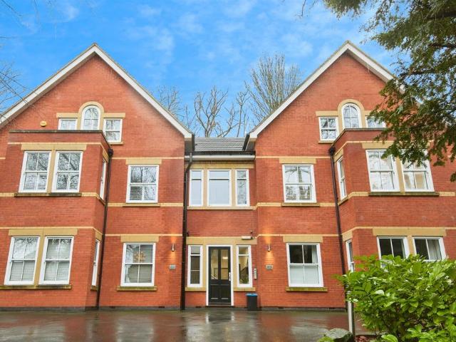 Flat for sale in West End, Darley Abbey