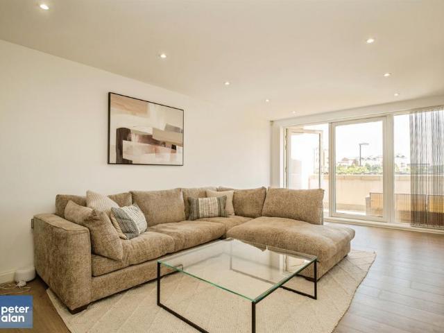 Flat for sale in Falcon Lodge, Wales