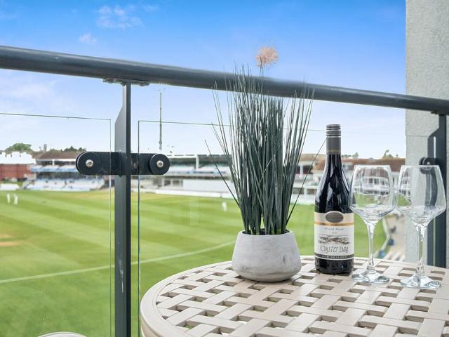 Flat for sale in Longport, The Bridge