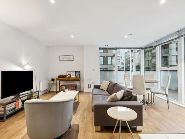 Flat for sale in East Greenwich, Isle Of Man