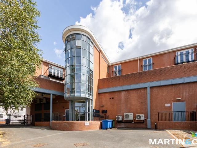 Flat for sale in Harborne, West Midlands