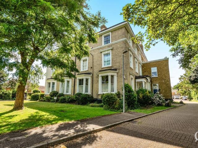 Flat for sale in Eden Village, Oad Street