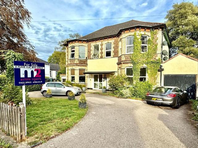Flat for sale in Baneswell, Newport