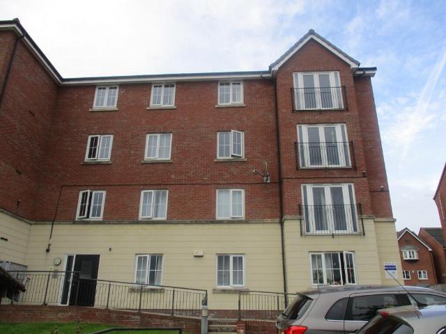 Flat for sale in Thorpe-on-the-Hill, Leeds