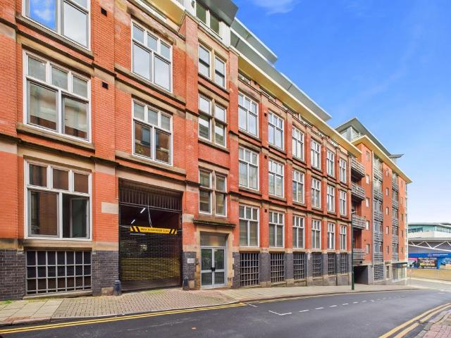 Flat for sale in St Ann's, Haddon