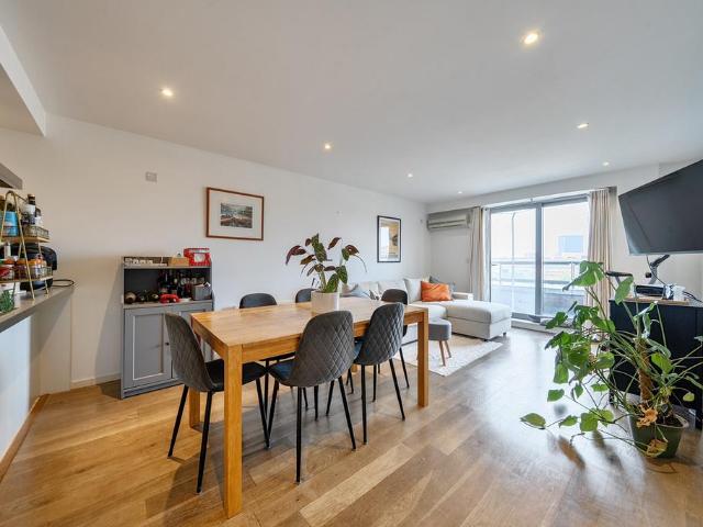 Flat for sale in City Centre, Georgia