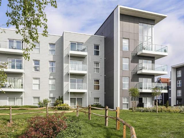 Flat for sale in Reading