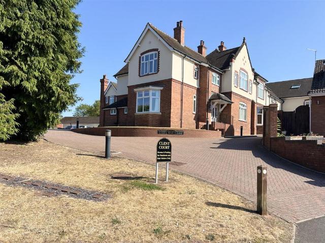 Flat for sale in Holy Cross, Bromsgrove