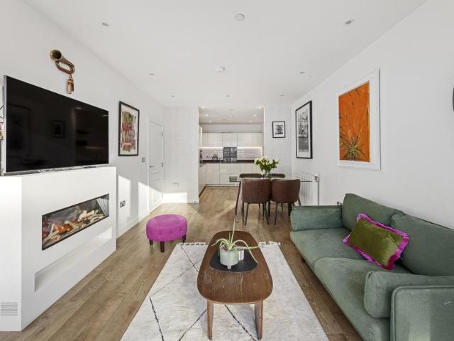 Flat for sale in East Greenwich, Isle Of Man