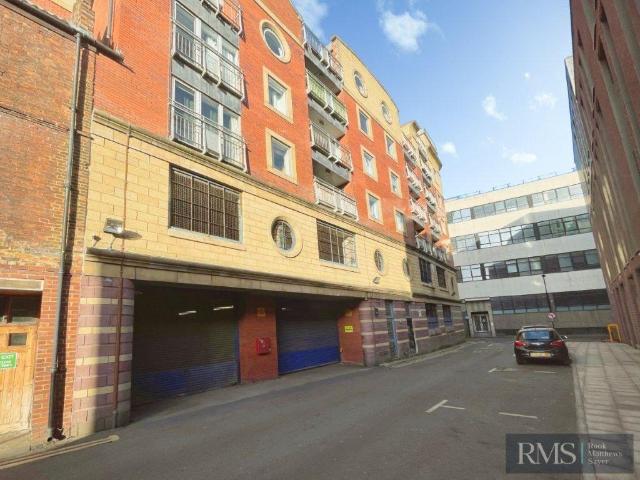 Flat for sale in Grainger Town, Tyne And Wear