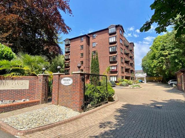 Flat for sale in Branksome Park, Branksome