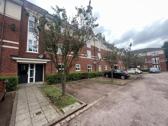 Flat for sale in Blackfriars, Salford