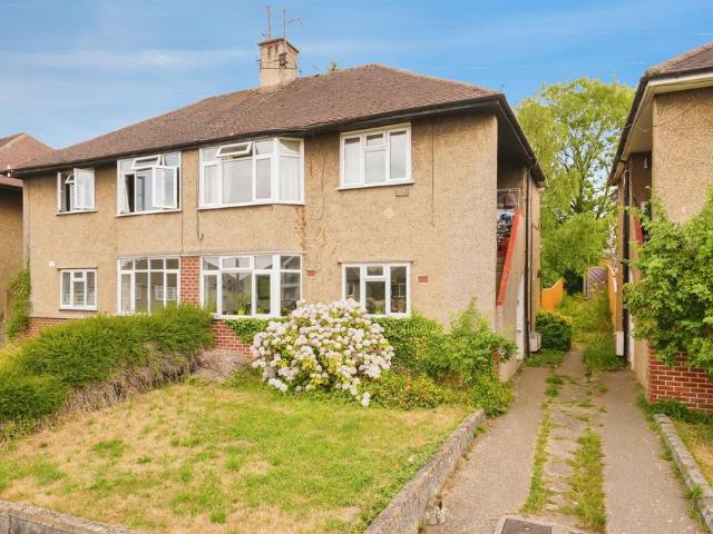 Flat for sale in New Marston, The Slade