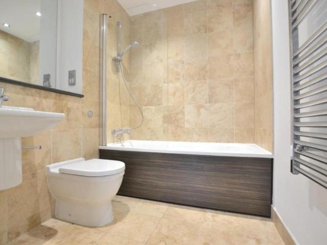 Flat for sale in Calderstones