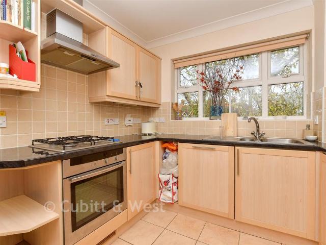 Flat for sale in London Borough of Croydon, Greater London