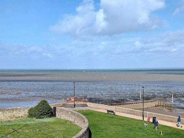 Flat for sale in Binstead, Ryde