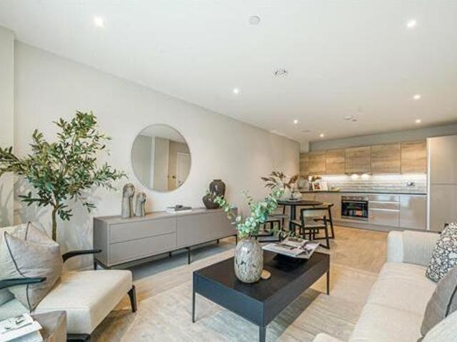 House for sale in Roffey, Horsham