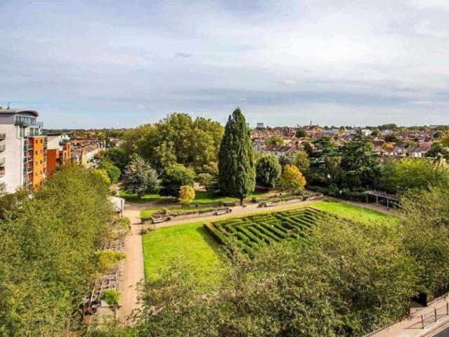 Apartment for sale in Cat Hill