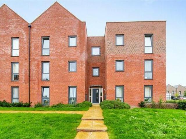 House for sale in Greater London