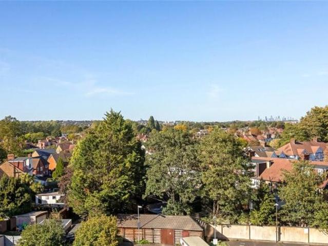 Apartment for sale in Beckenham, Greater London