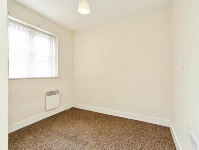 Apartment for sale in Apperley Bridge, West Yorkshire