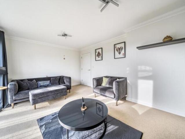Apartment for sale in Sandwich, Ash