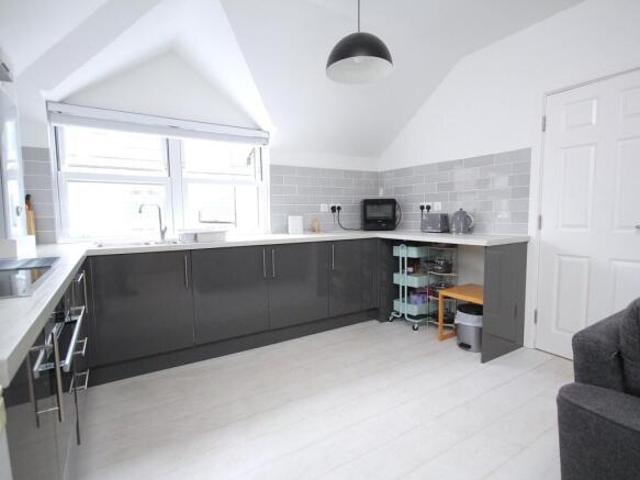 Apartment for sale in Poole