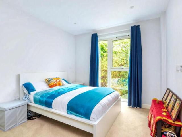 Apartment for sale in Broomfield, South Yorkshire