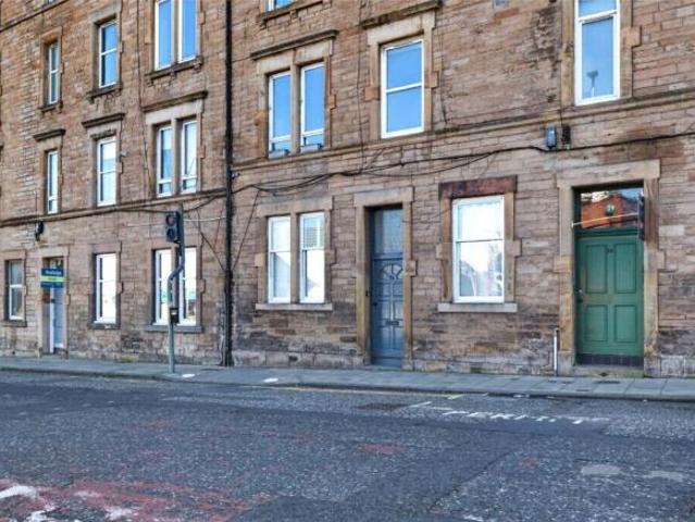 Apartment for sale in Broughton, Scotland