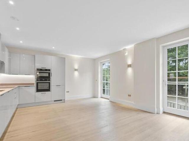 House for sale in Finsbury, Lyons