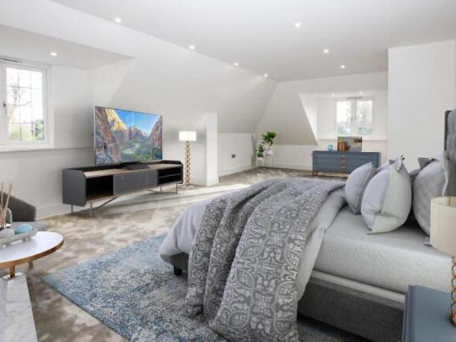 Apartment for sale in Navestock Side, Essex