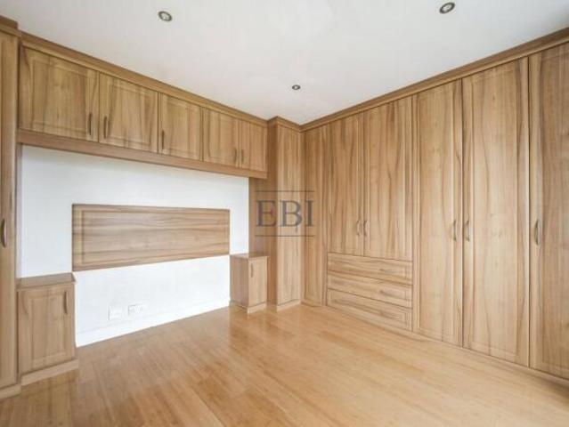 Apartment for sale in Cat Hill