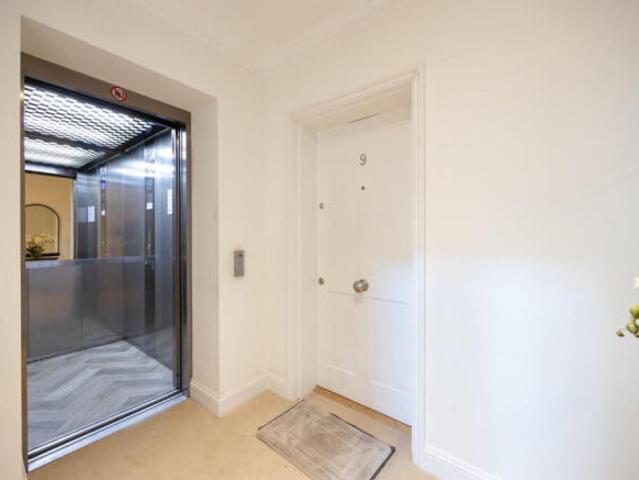 Apartment for sale in Bath, West of England