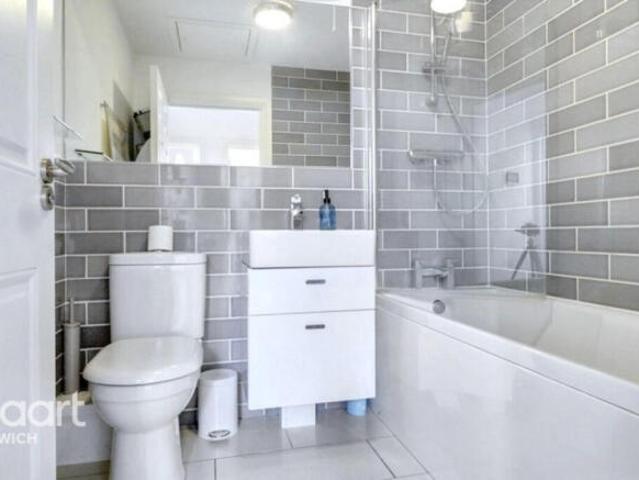 Apartment for sale in Key Street, Suffolk