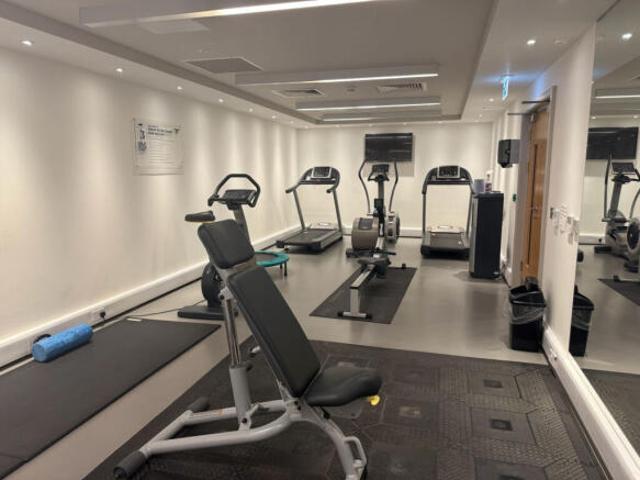 Apartment for sale in Lyons, Greater London