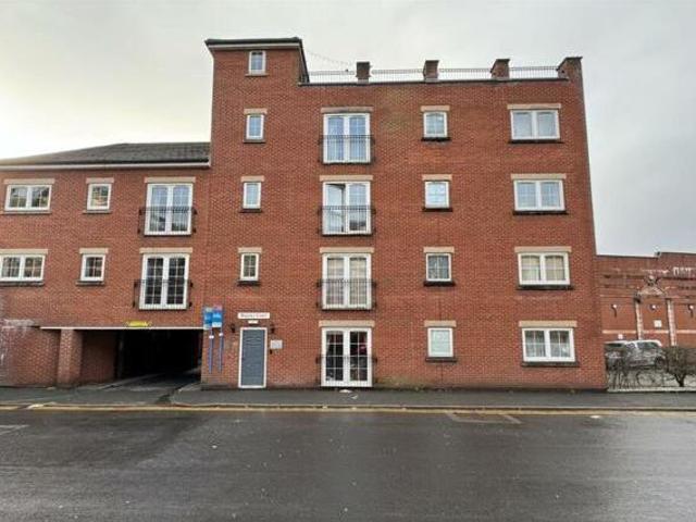 House for sale in Greenheys, Greater Manchester