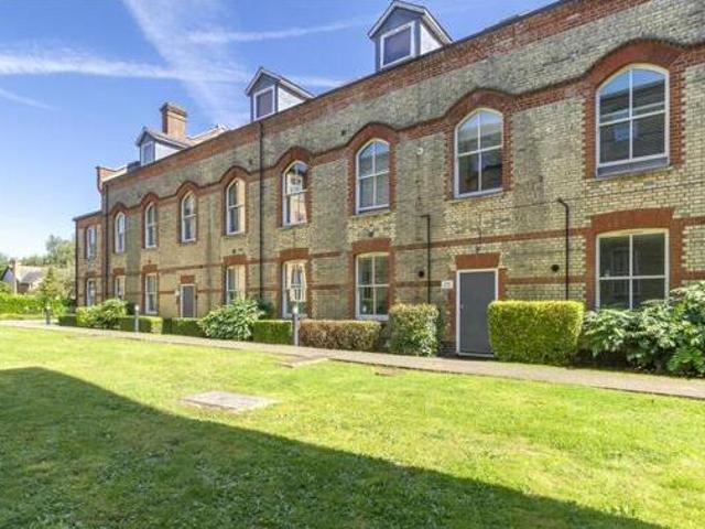 House for sale in North Watford, Hertfordshire