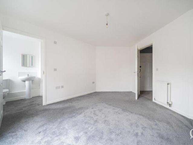 Apartment for sale in Sittingbourne, Swale