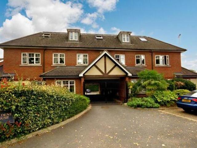 House for sale in Row Town, Surrey