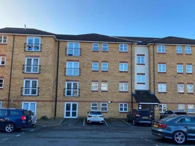 House for sale in Calderstones