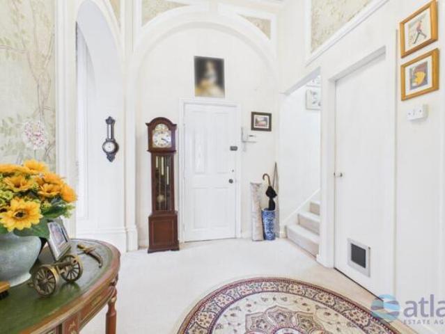 Apartment for sale in Aigburth, Liverpool