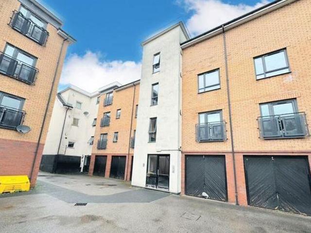 House for sale in Birkenhead