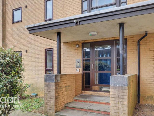 Apartment for sale in Milton Keynes
