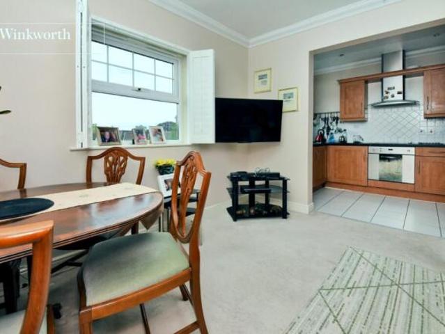 Apartment for sale in Greater London