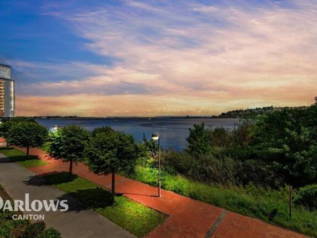 Apartment for sale in Cardiff