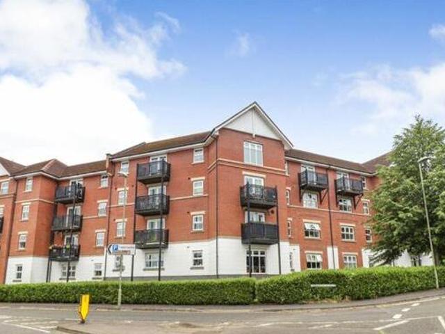 House for sale in Aldershot, Hampshire