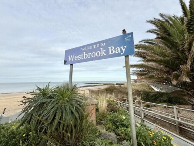 Apartment for sale in The Bridge, Kent