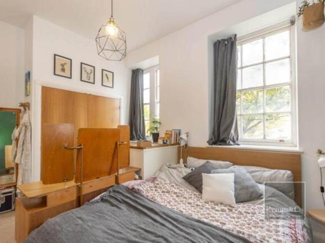 Apartment for sale in Heigham Grove, East Bank