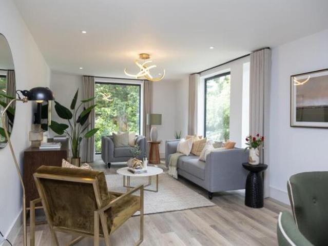 Apartment for sale in Blossomfield, West Midlands